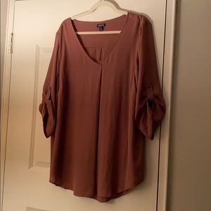Torrid pull over blouse, blush pink